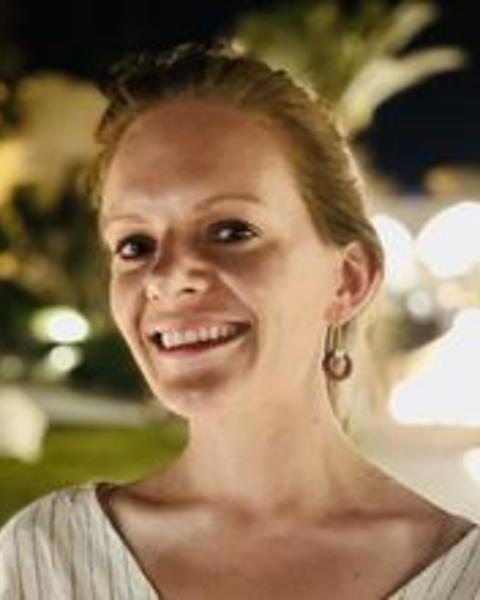 Laura Thompson